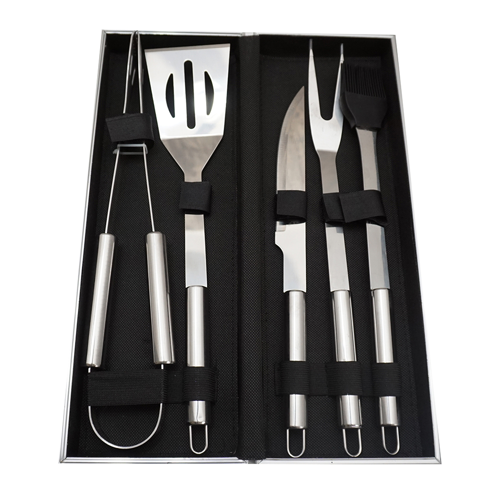 Set ustensile gratar, cu diplomat din aluminiu 5 Pcs